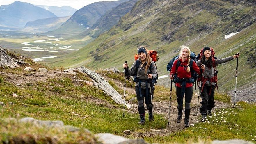 Met Fjällräven de natuur in. Met Fjällräven de natuur in.